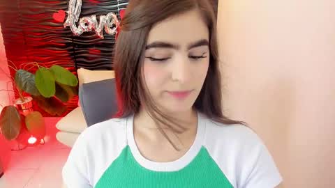 Skarlett online show from September 12, 2025, 12:49 pm