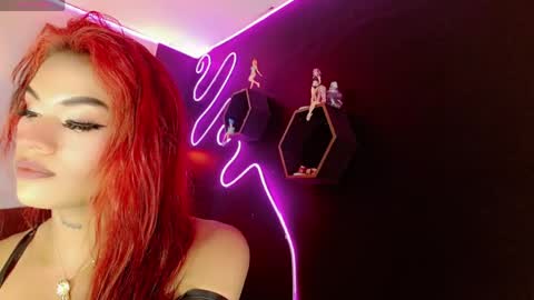 sofia__hills_01 online show from May 21, 2026, 4:25 pm