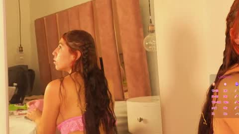 sofia_foxx1 online show from May 12, 2026, 11:51 am