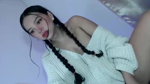 sofia online show from June 5, 2026, 12:06 am