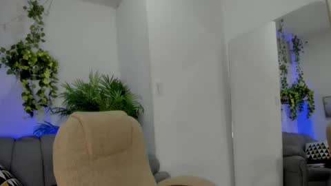 sofia_malori online show from January 16, 2026, 10:52 am