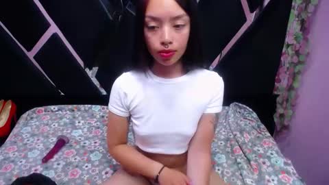 Snapshot of sofia_mirandaa chatting on February 3, 2025, 2:13 pm sofia miranda online show from February 3, 2025, 2:13 pm