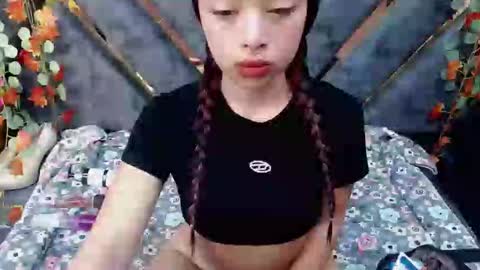 Snapshot of sofia_mirandaa chatting on September 11, 2025, 1:33 pm sofia miranda online show from September 11, 2025, 1:33 pm