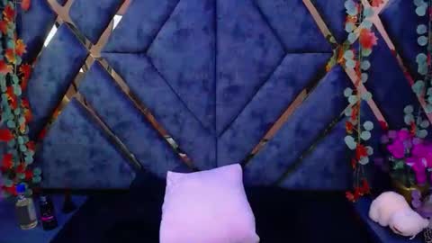 Snapshot of sofia_mirandaa chatting on February 12, 2026, 3:18 pm sofia miranda online show from February 12, 2026, 3:18 pm