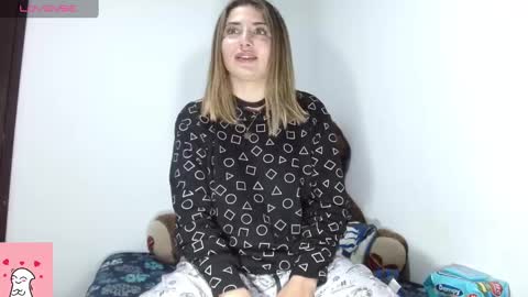 Sofia Naughty18 online show from February 13, 2025, 6:30 am