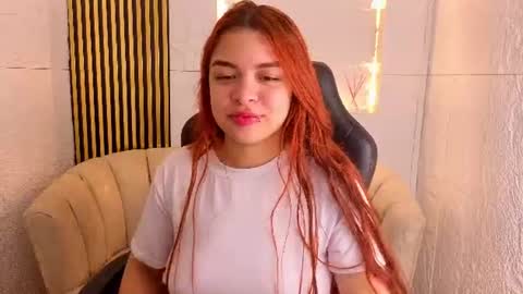 sofia_red_cn online show from July 14, 2026, 2:34 pm