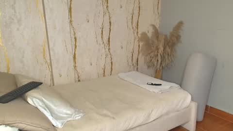 sofia_rivers_ online show from January 4, 2025, 1:21 am