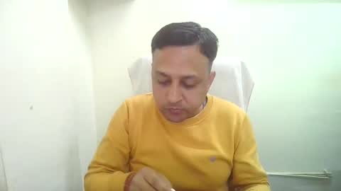 sofiabigis16 online show from February 14, 2026, 8:33 am