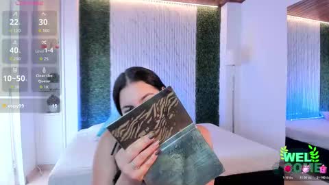 Sofia caramel online show from November 22, 2025, 2:05 pm