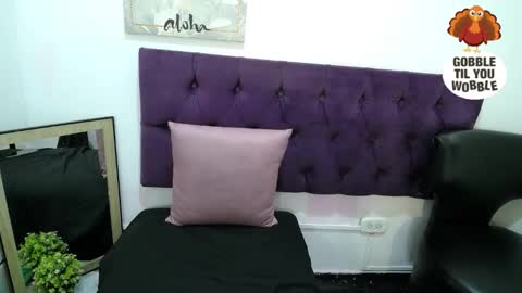 sofiakitty18 online show from November 27, 2025, 6:54 pm