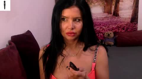 Snapshot of sofialiub chatting on December 6, 2024, 8:51 pm sofialiub online show from December 6, 2024, 8:51 pm