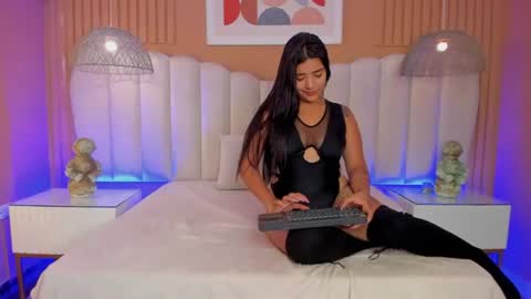 Snapshot of sofiallen_ chatting on July 9, 2026, 10:41 am SOFIA HERNANDEZ online show from July 9, 2026, 10:41 am