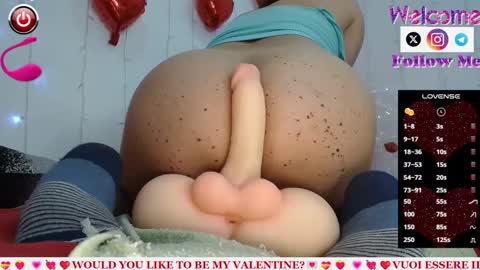 Snapshot of sofiamadisson chatting on February 13, 2025, 5:44 pm Sofia Madisson online show from February 13, 2025, 5:44 pm