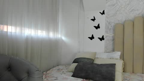 Snapshot of sofiarios04 chatting on December 16, 2024, 12:06 pm Sofia online show from December 16, 2024, 12:06 pm