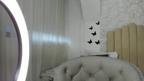 Snapshot of sofiarios04 chatting on December 27, 2024, 12:23 pm Sofia online show from December 27, 2024, 12:23 pm