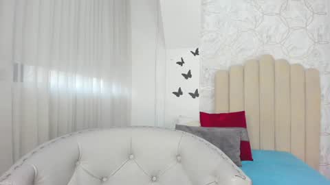 Snapshot of sofiarios04 chatting on January 5, 2025, 12:21 pm Sofia online show from January 5, 2025, 12:21 pm