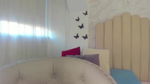 Snapshot of sofiarios04 chatting on January 13, 2025, 12:24 pm Sofia online show from January 13, 2025, 12:24 pm