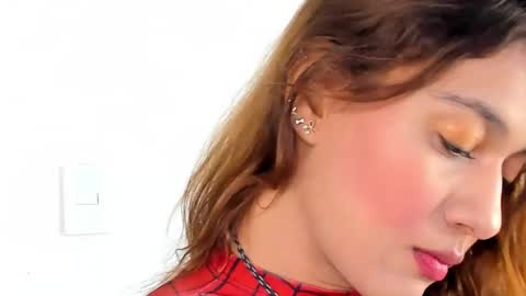 Snapshot of sofiarios04 chatting on September 11, 2025, 12:38 pm Sofia online show from September 11, 2025, 12:38 pm