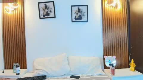   online show from April 15, 2026, 10:00 am