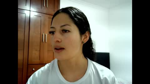 Snapshot of sofiawhite3 chatting on December 22, 2025, 11:40 am Sofi online show from December 22, 2025, 11:40 am