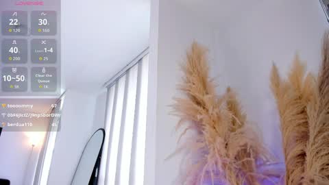 sofia wiliam   online show from April 1, 2026, 1:41 pm