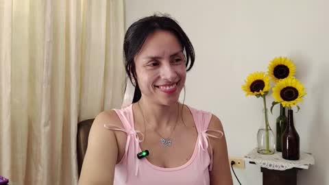 Sofi Bella online show from January 7, 2026, 6:43 pm