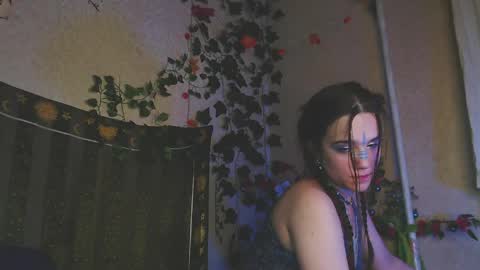 SofiBerg online show from June 9, 2026, 11:05 pm