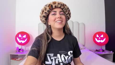 sofiebunnie online show from October 31, 2025, 1:39 am