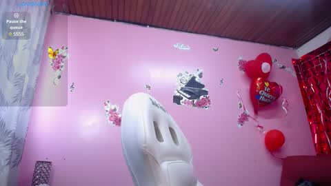 Snapshot of sofii_cute01 chatting on March 3, 2025, 12:48 pm sofii_cute01 online show from March 3, 2025, 12:48 pm