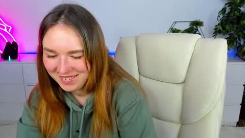 sofii_darling online show from March 11, 2026, 7:31 pm