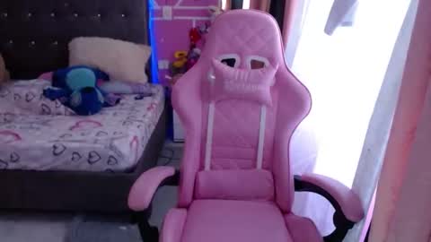 sofia Dreams online show from January 21, 2025, 6:02 pm