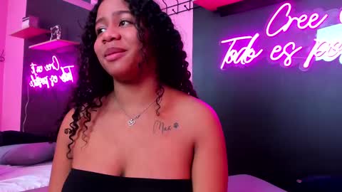 sofiifox online show from March 8, 2025, 5:01 pm