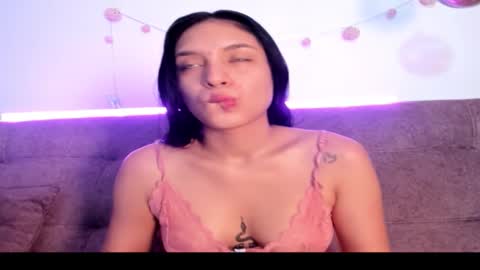 SofiLuxurya online show from December 16, 2025, 10:20 am