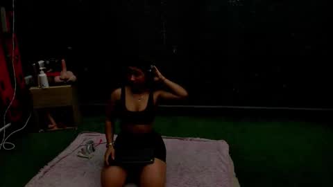      online show from October 4, 2025, 11:19 am