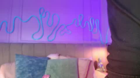 Snapshot of sofly_s chatting on April 18, 2026, 9:24 am Sofi online show from April 18, 2026, 9:24 am