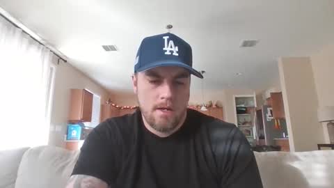 soft0ne online show from December 5, 2025, 3:41 pm