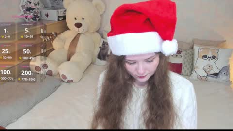 Snapshot of soft_purr_kitty chatting on December 25, 2024, 7:02 pm Mia online show from December 25, 2024, 7:02 pm