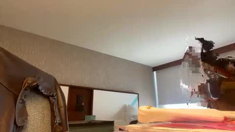 Chloe Kiwi online show from April 22, 2026, 9:16 pm