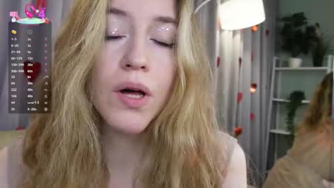 softdreamer_ online show from February 14, 2026, 8:44 am