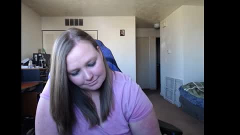 Rose online show from February 28, 2025, 8:28 pm