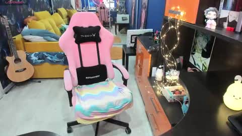 Sofie online show from February 25, 2025, 2:58 am