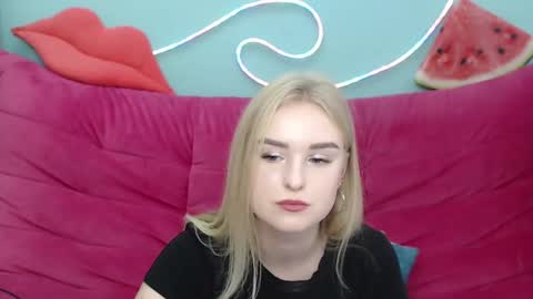 sofysoft online show from November 7, 2025, 6:57 am