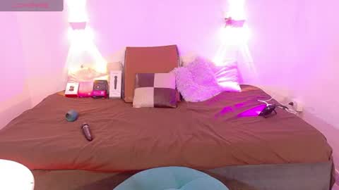 Snapshot of sol_vanegas chatting on June 19, 2026, 12:09 pm SOL online show from June 19, 2026, 12:09 pm