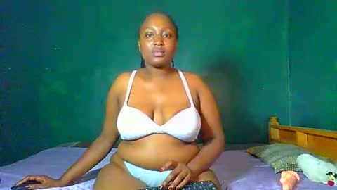 Solly bunny online show from April 18, 2026, 1:31 am