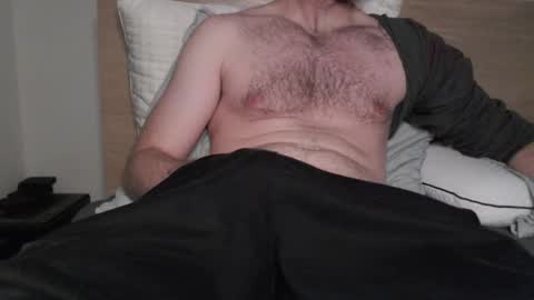 Snapshot of someone007980 chatting on February 19, 2026, 8:49 pm Someone007980 online show from February 19, 2026, 8:49 pm