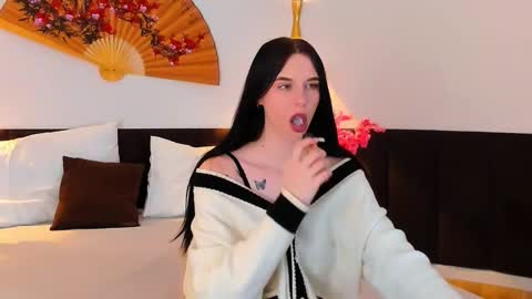 Catherine online show from February 23, 2026, 5:32 pm