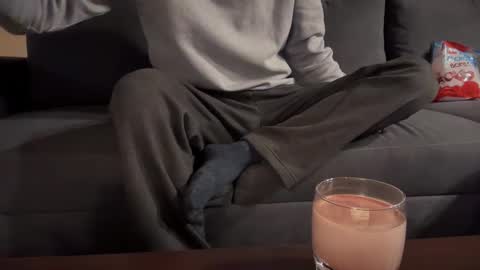 Snapshot of sondages chatting on February 12, 2025, 6:40 pm Sondages online show from February 12, 2025, 6:40 pm