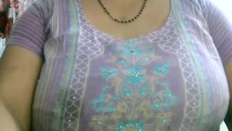Snapshot of soni88888 chatting on December 4, 2024, 2:48 pm soni88888 online show from December 4, 2024, 2:48 pm