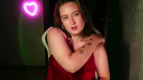 Snapshot of sonibear chatting on September 9, 2025, 9:47 pm OksiFels online show from September 9, 2025, 9:47 pm