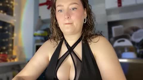 Snapshot of sonibear chatting on January 16, 2026, 3:27 pm OksiFels online show from January 16, 2026, 3:27 pm